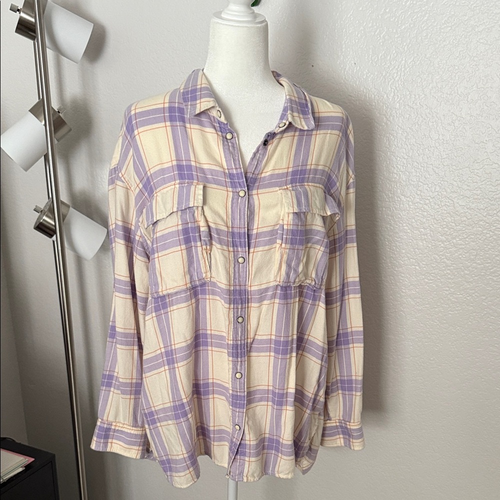 American Eagle Outfitters Lavender and Cream Plaid Shirt